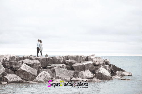 Sugar Daddies locales vs. Relaciones a distancia: pros y contras